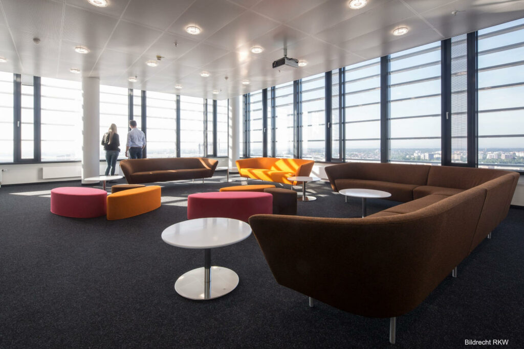 AUDI_AG_T02_Nordspange_Ingolstadt_Büoraumplanung_Umzugsmanagement_Lounge_1_1