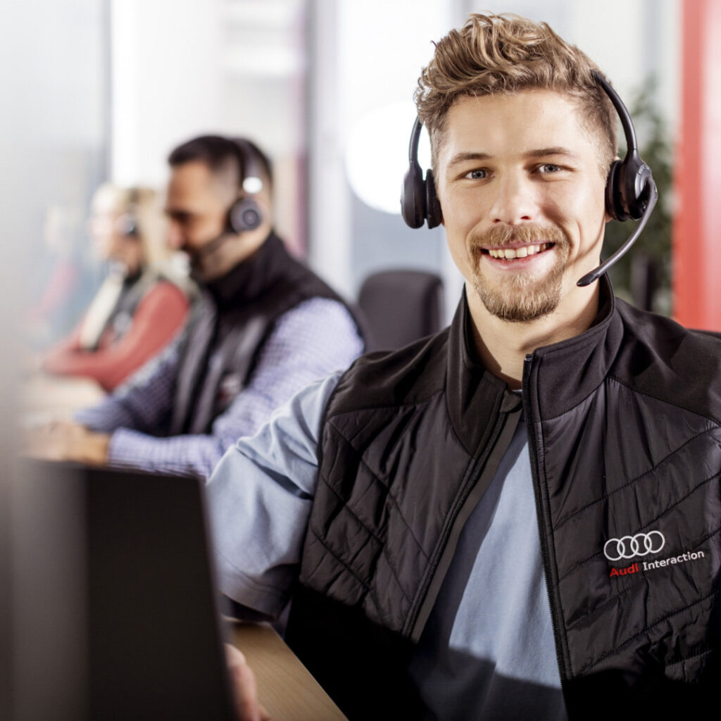 AIA roomarts Callcenter Arbeitsplatz