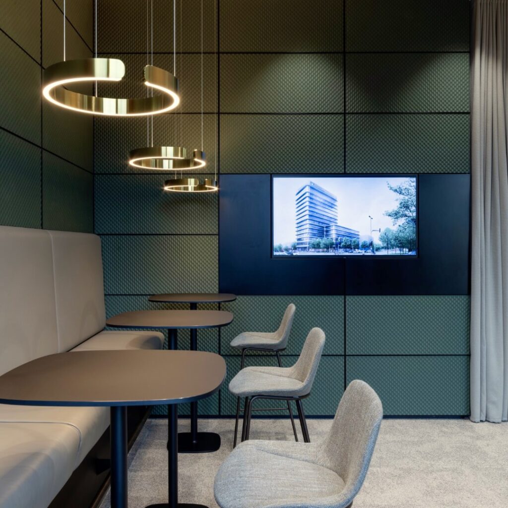 integrierte Medientechnik in der Skybar des DonauTower